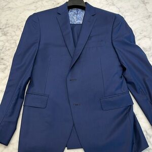 Samuelsohn Royal Blue Suit - Size 38S